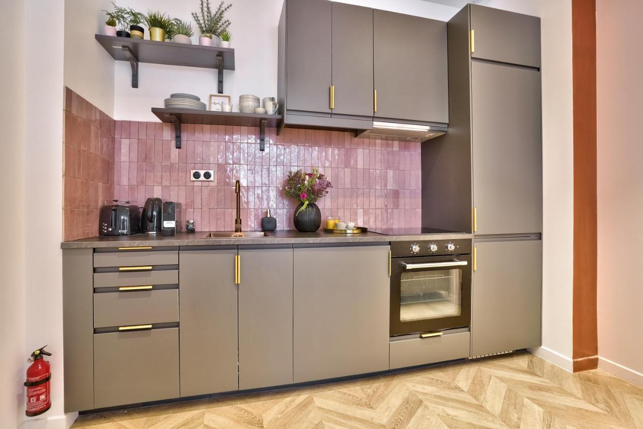 New Eiffel Tour ! Splendid Apartments In The Heart Of Paris Ngoại thất bức ảnh